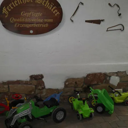 Ferienweingut Schaefer * Gocklingen